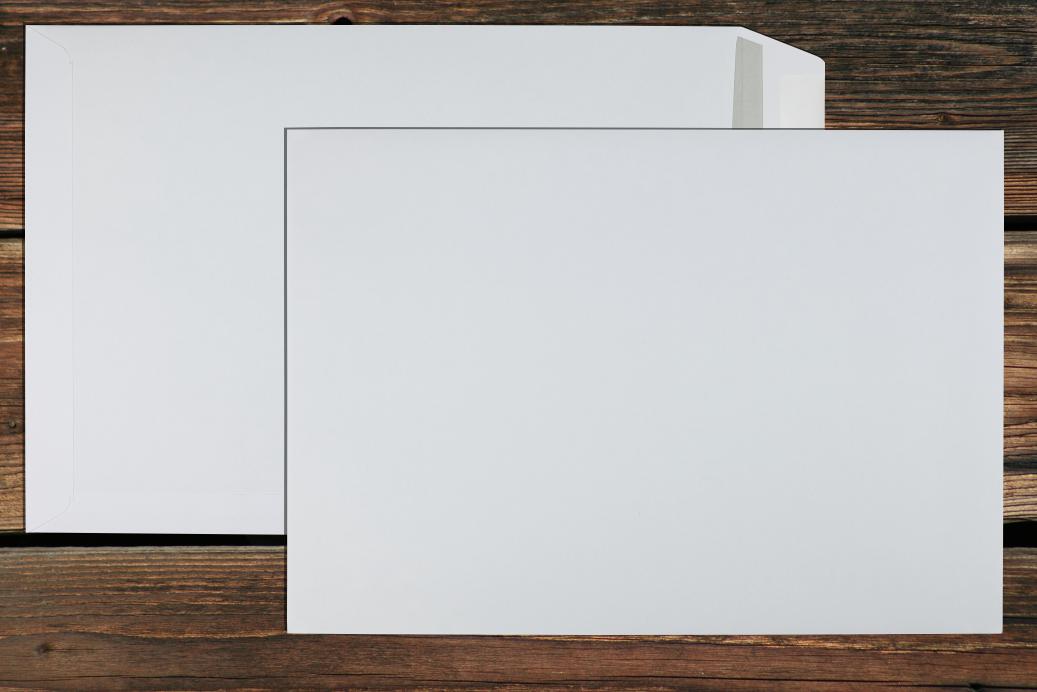 Versandtaschen B4 250x353 mm Nassklebend Weiß 120 g/qm